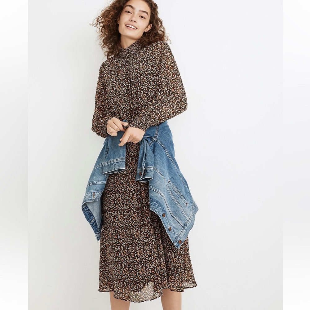 Madewell (Re)sourced Georgette Smocked-Neck Midi Dress in Folktale Paisley